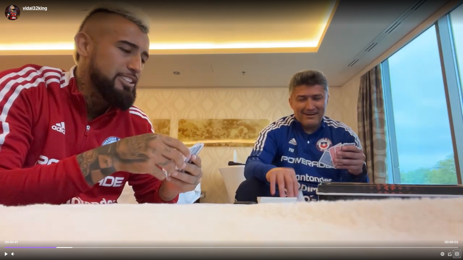 Primera transmisión de Arturo Vidal en Twitch (twitch.tv/videos/1656112430)